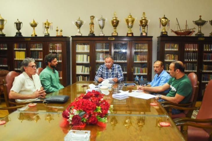 عبد الحفيظ في اجتماع مع الخطيب